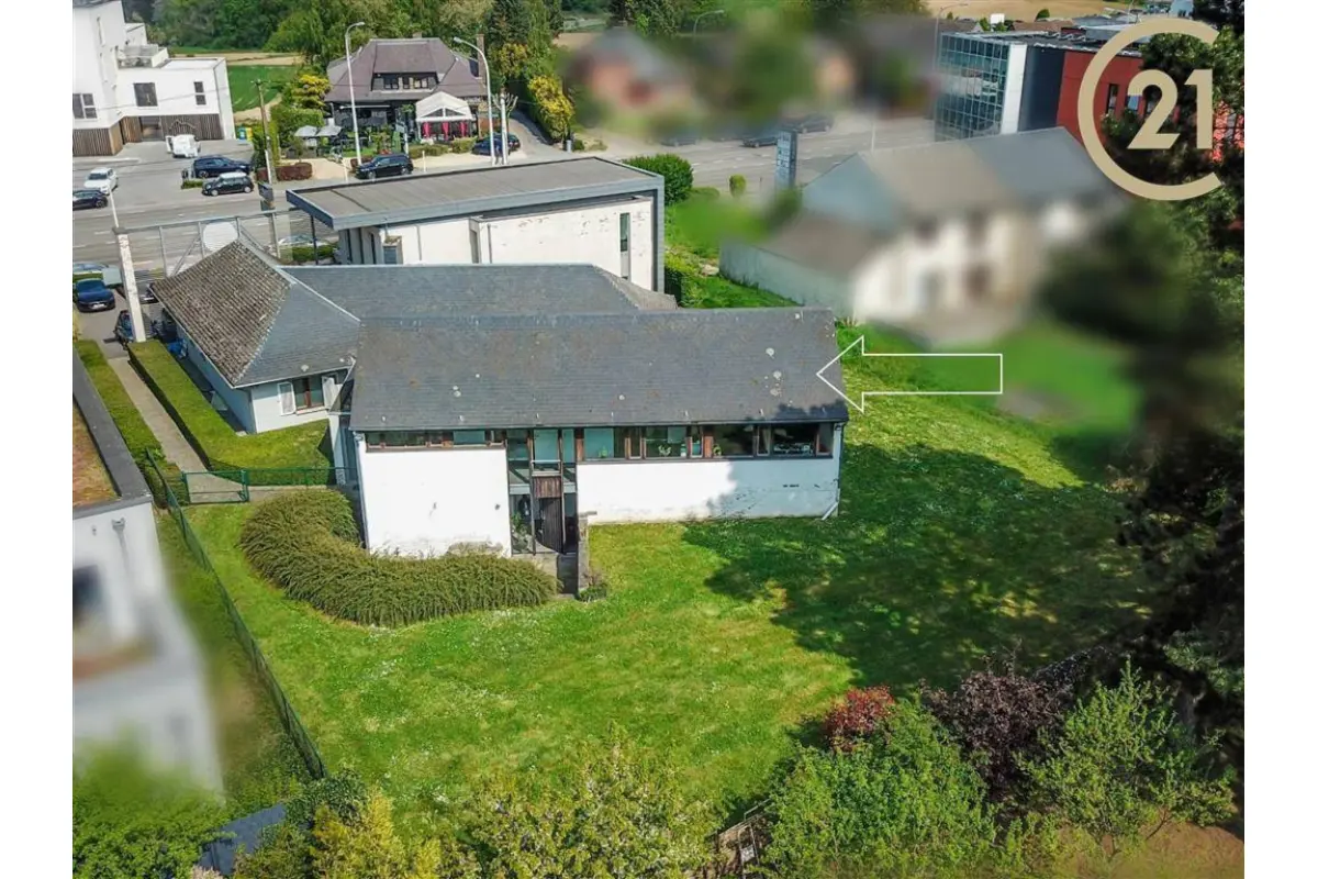Commerce à louer à Erpent 5101 1890.00€  chambres 170.00m² - annonce 753871