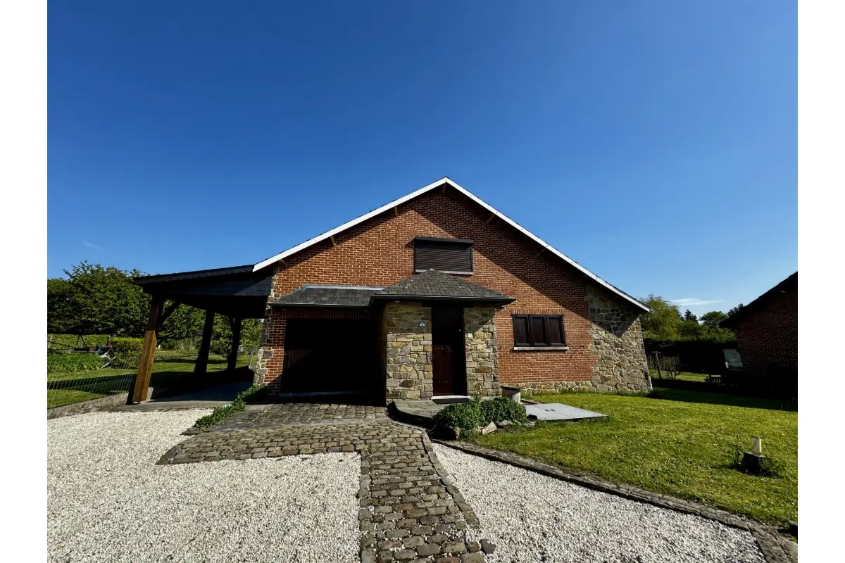 Villa à louer à Loyers 5101 1000.00€ 1 chambres 107.00m² - annonce 754780