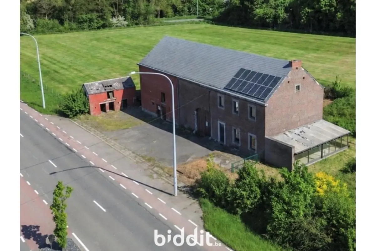 Commerce à vendre à Wierde 5100 320000.00€ 4 chambres m² - annonce 754438