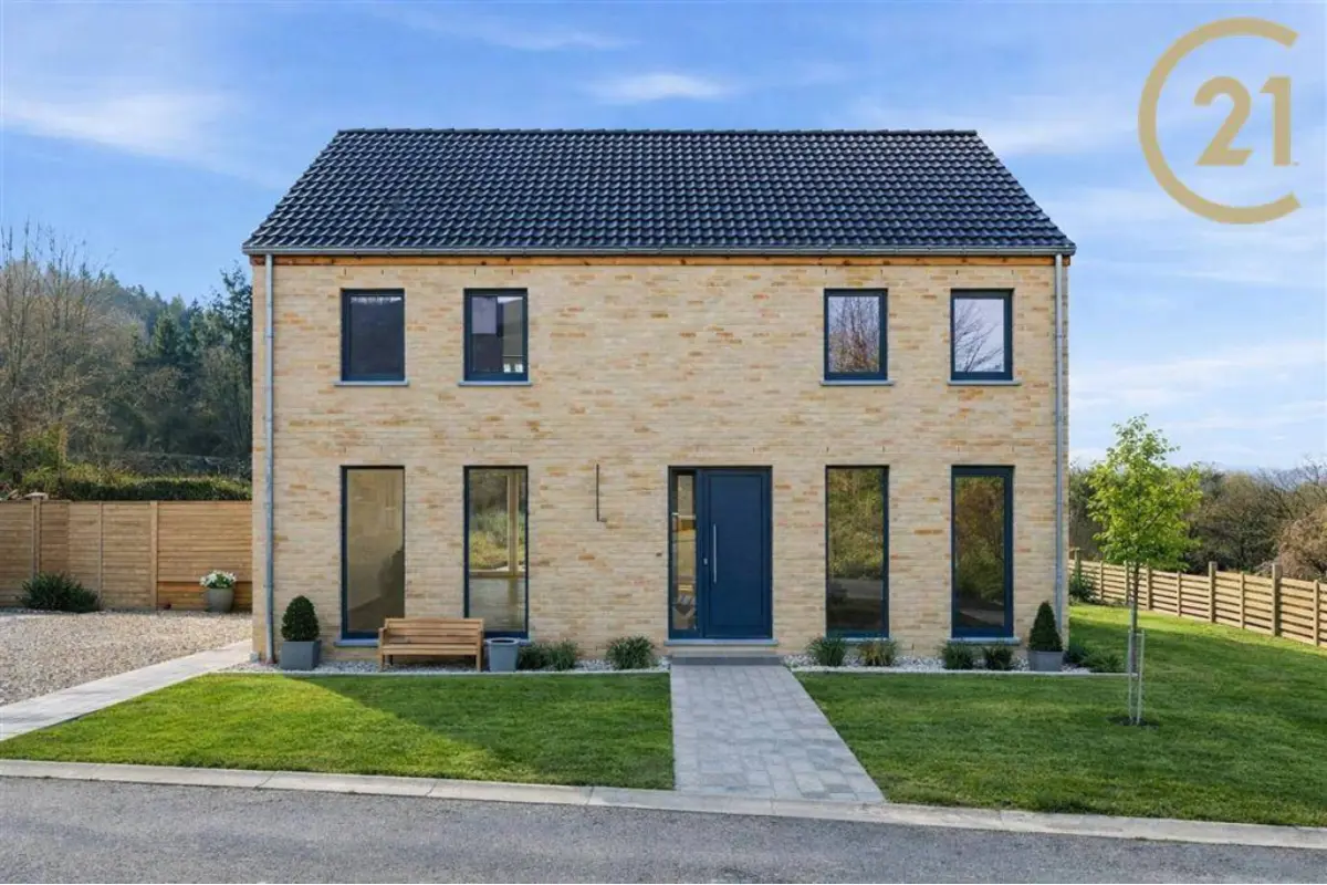 Maison à vendre à Mont 5530 395000.00€ 3 chambres 120.00m² - annonce 755734