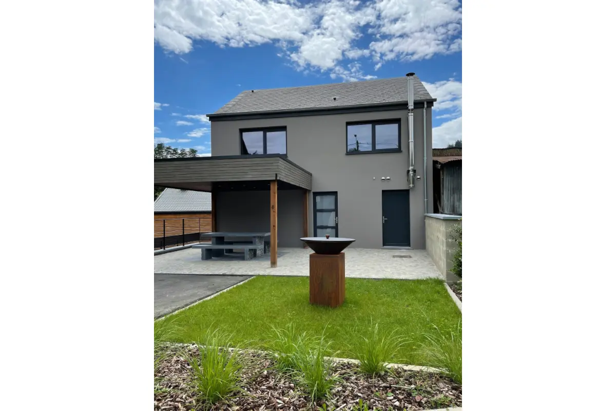 Maison à vendre à Alle 5550 390000.00€ 5 chambres 210.00m² - annonce 756792