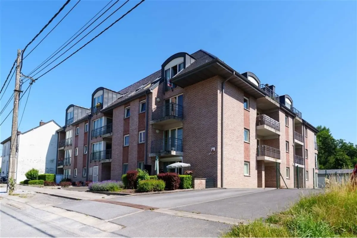 Appartement à  à Lonzée 5030 0.00€ 2 chambres 77.00m² - annonce 757169
