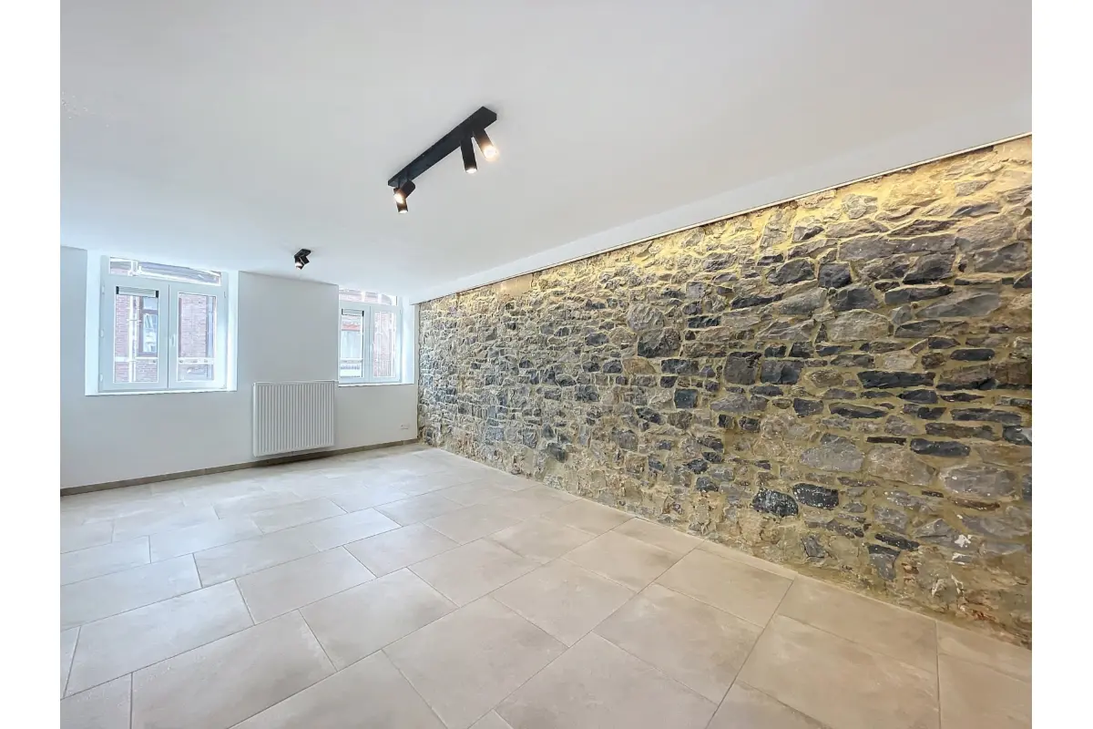 Appartement à louer à Ciney 5590 1200.00€ 3 chambres 113.00m² - annonce 756934