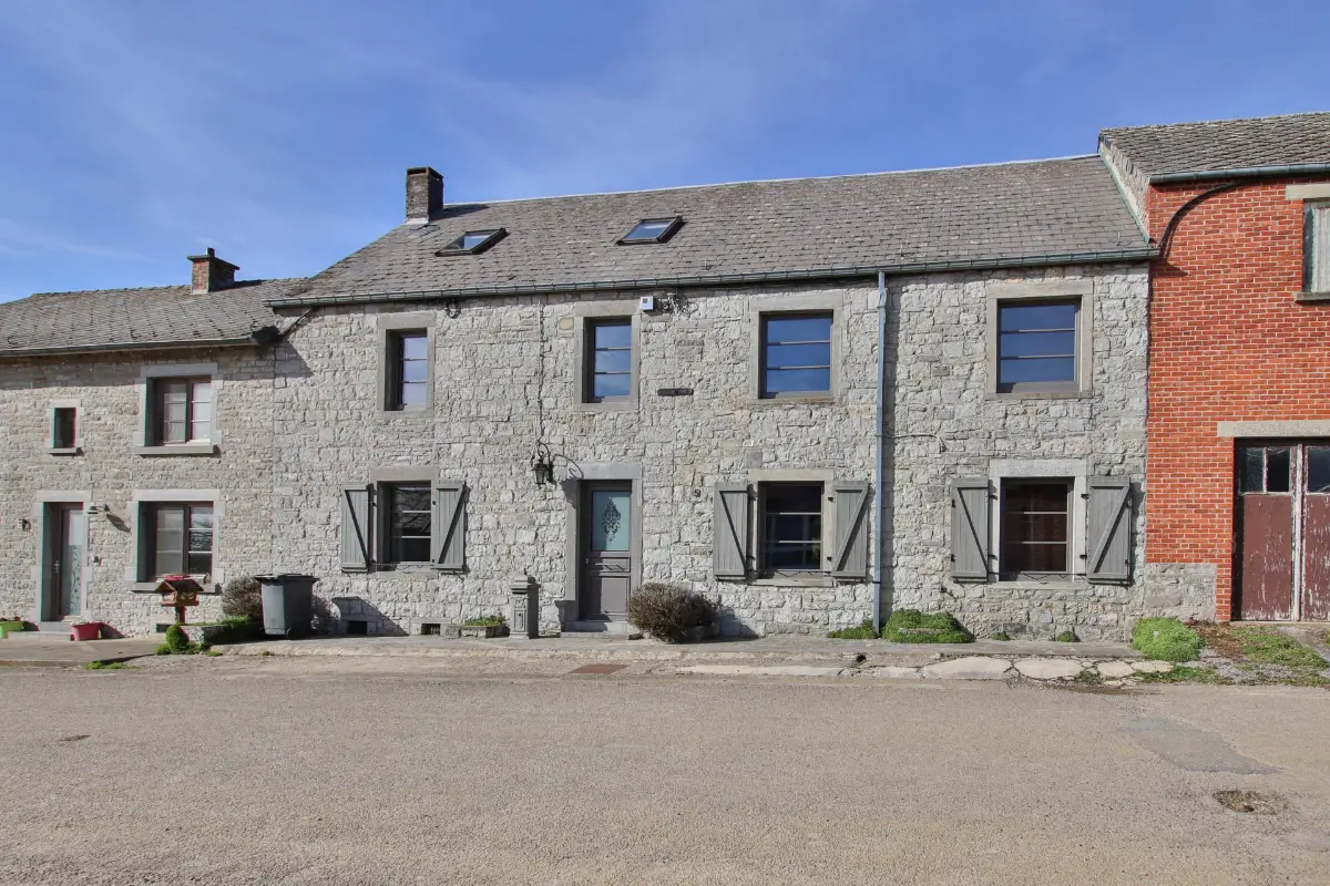 Maison à vendre à Anhée 5537 325000.00€ 5 chambres m² - annonce 757839