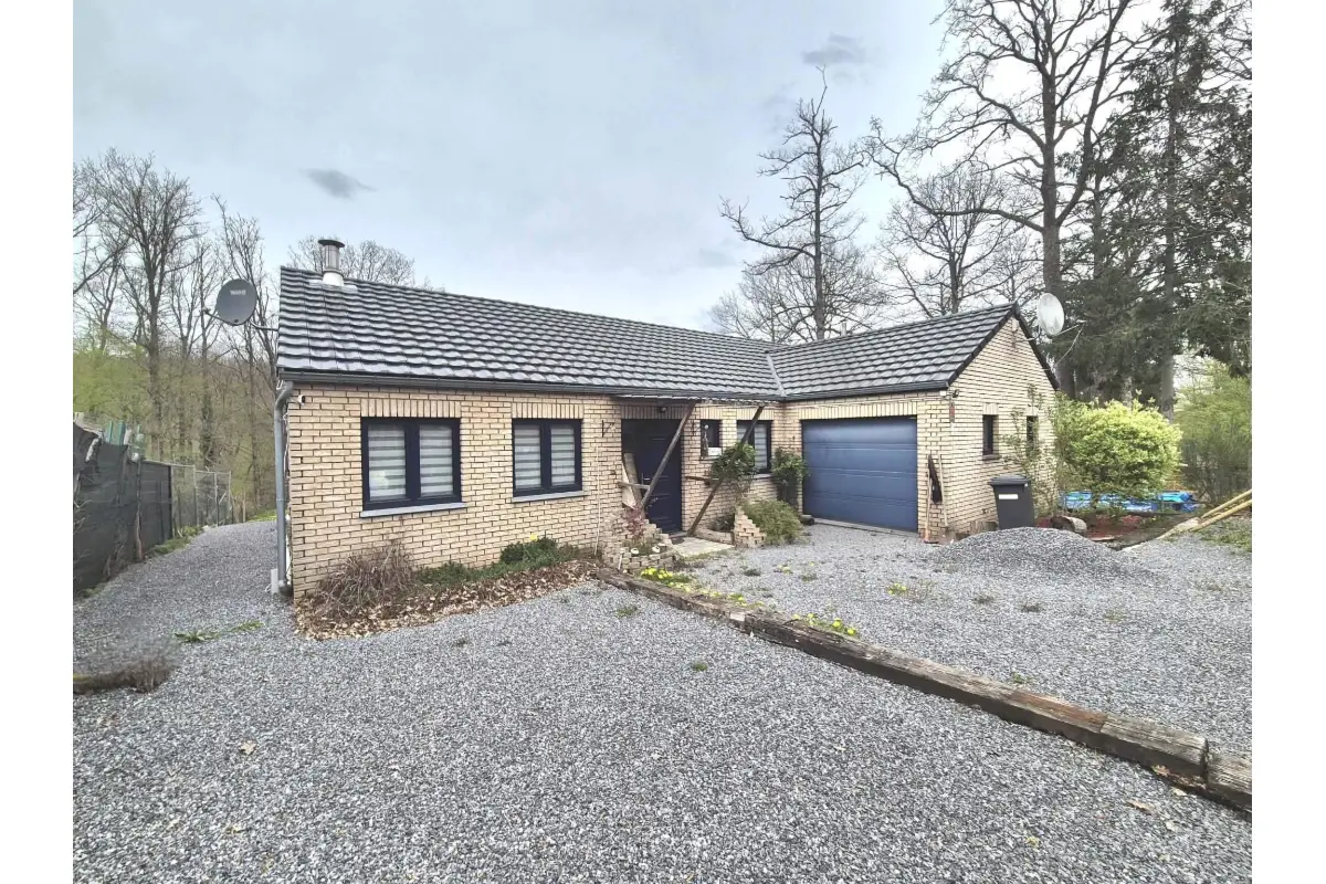 Maison à vendre à Neuville 5600 210000.00€ 3 chambres m² - annonce 760552