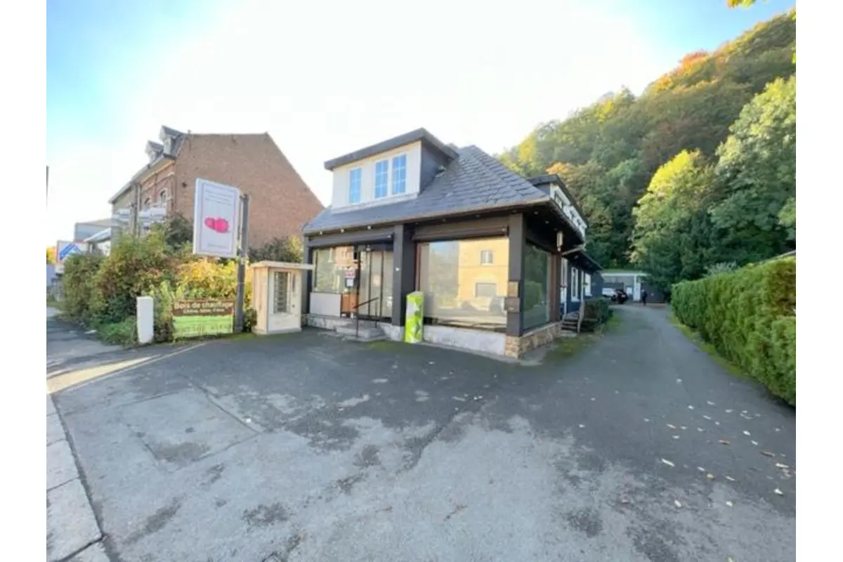 Immeuble mixte à vendre à Wépion 5100 650000.00€ 3 chambres m² - annonce 760622