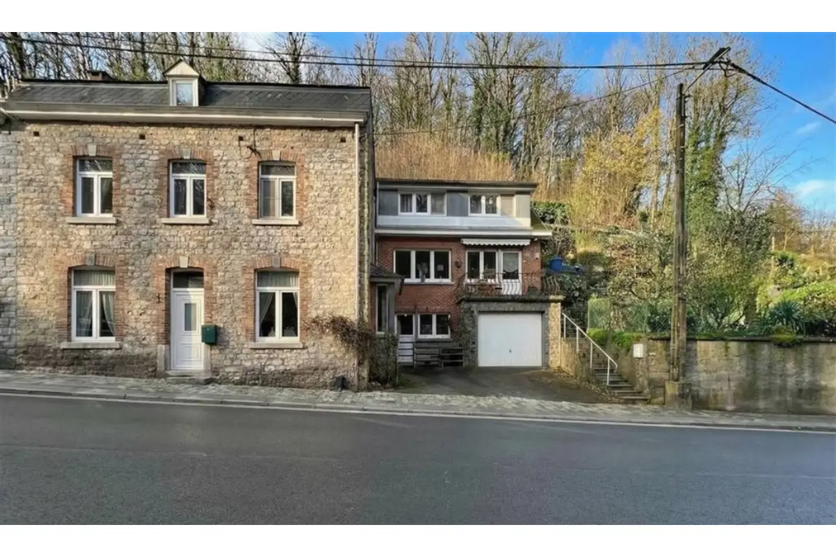 Maison à vendre à Bouvignes-sur-Meuse 5500 299000.00€ 5 chambres 295.00m² - annonce 760842