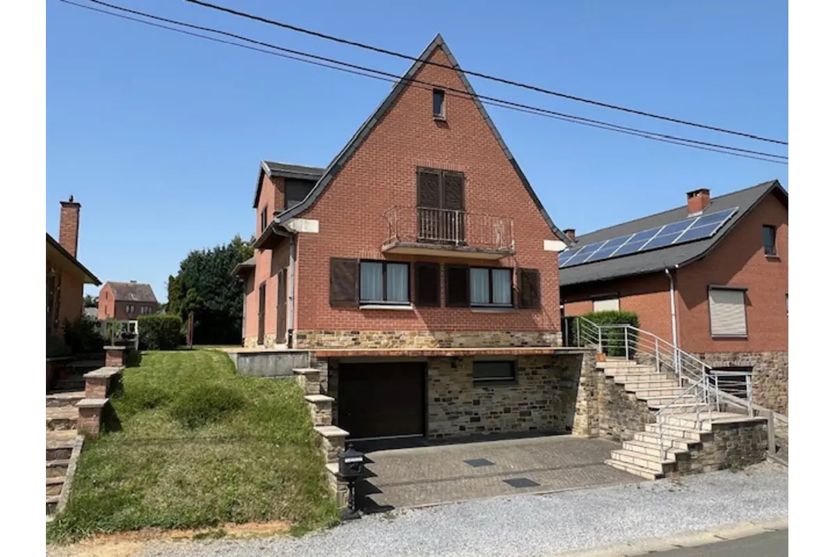 Maison à vendre à Vedrin 5020 399000.00€ 5 chambres 185.00m² - annonce 763358