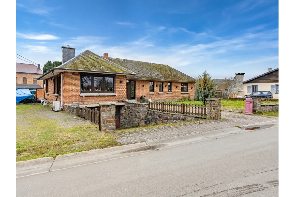 Maison à vendre à Houyet 5560 278000.00€ 2 chambres 141.00m² - annonce 763250