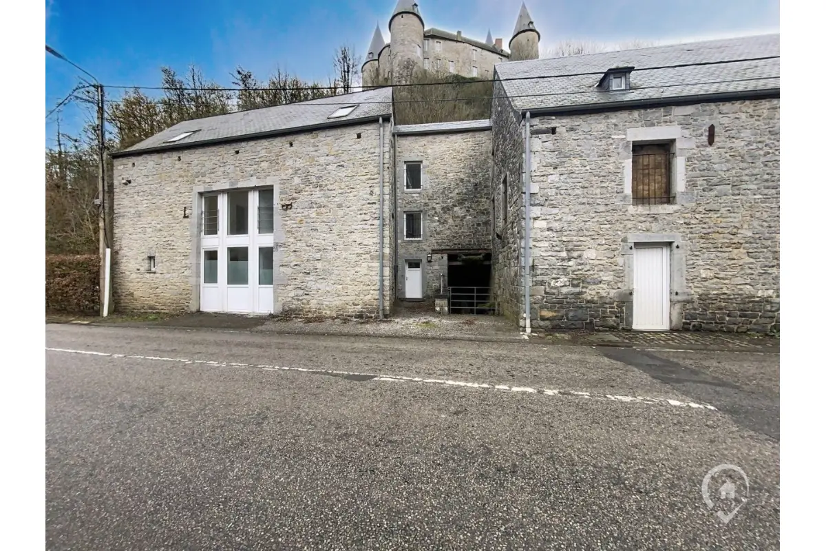 Maison à louer à Celles 5561 850.00€ 3 chambres 184.00m² - annonce 763302