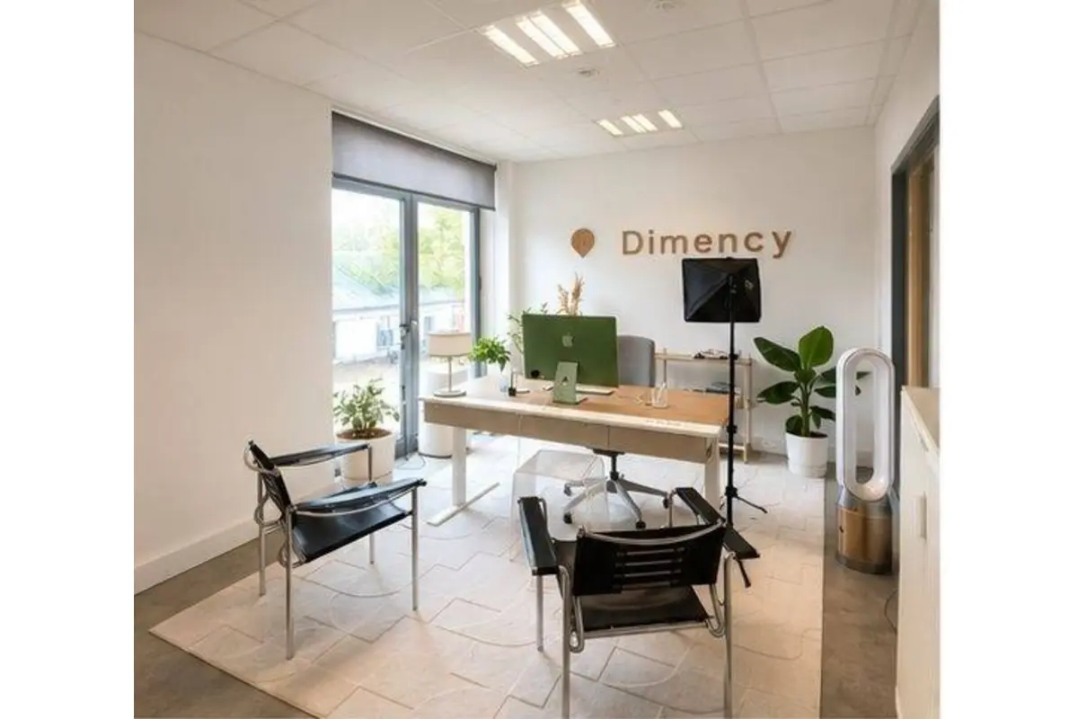 Commerce à  à Namur 5000 750.00€  chambres m² - annonce 764978