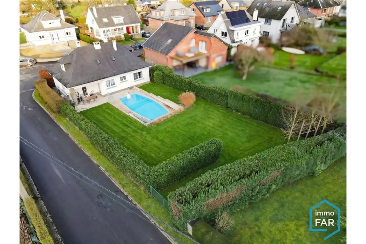 Villa à vendre à Dinant 5500 389000.00€ 4 chambres 130.00m² - annonce 766273