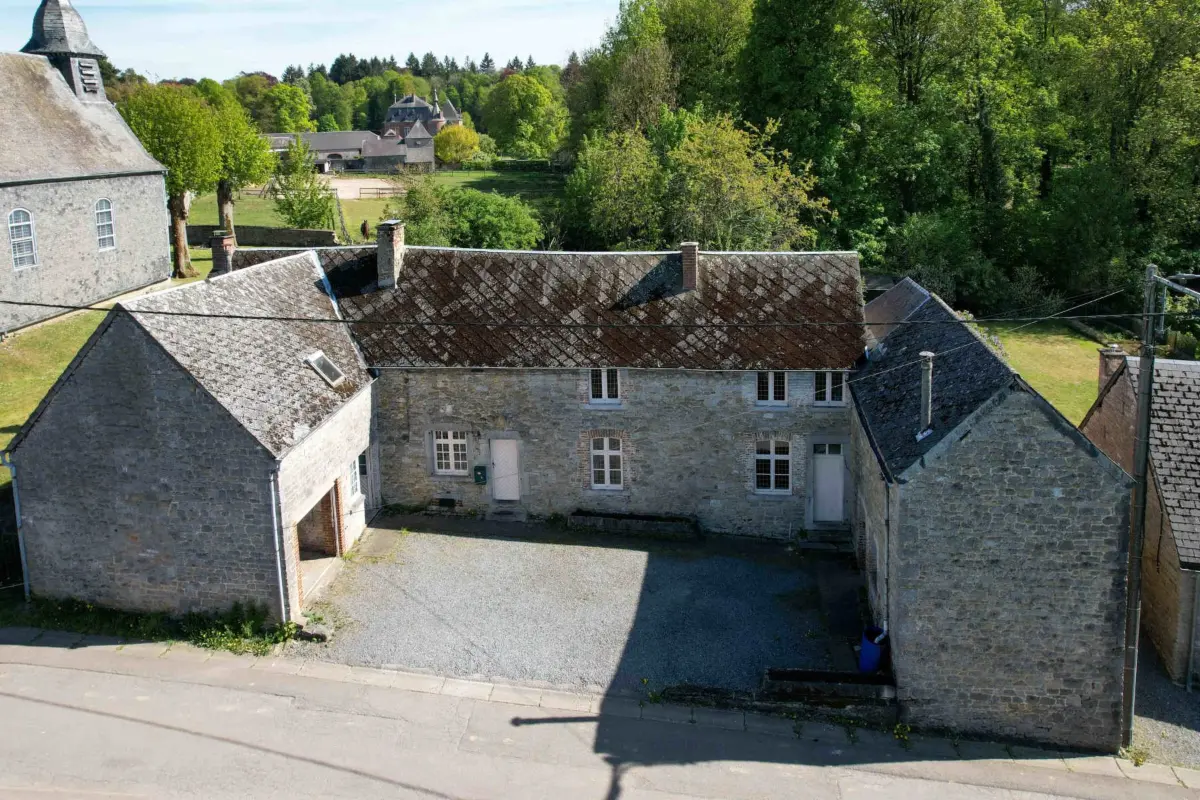 Bungalow à vendre à Sorinnes 5503 265000.00€ 4 chambres 198.00m² - annonce 768183
