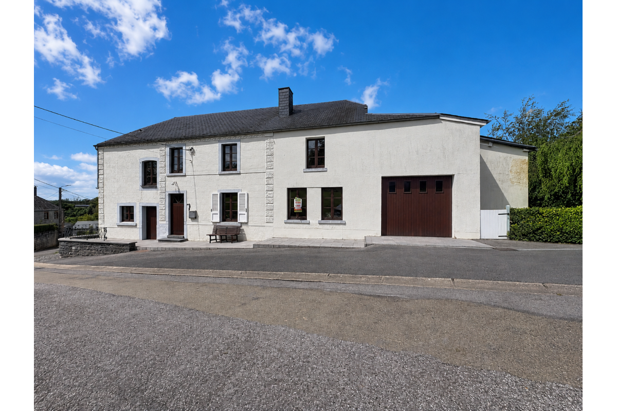 Maison à  à Vonêche 5570 275000.00€ 4 chambres 203.00m² - annonce 767615