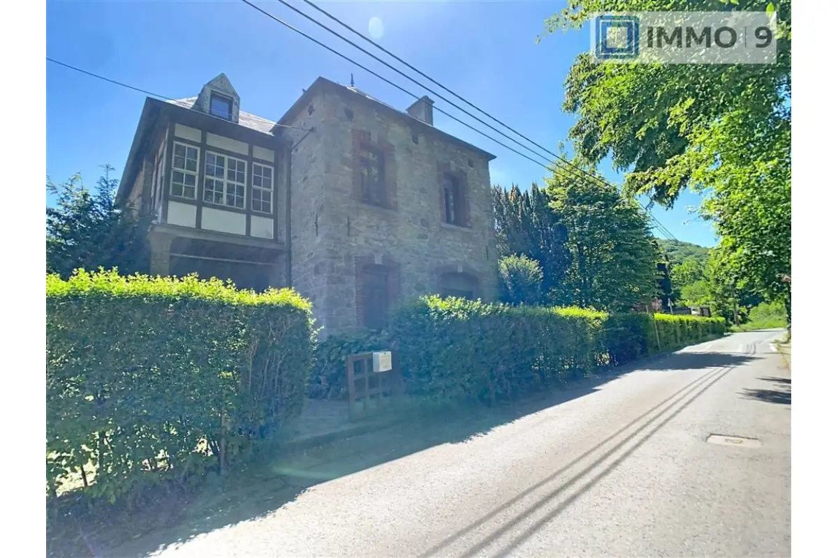 Maison à vendre à Waulsort 5540 349500.00€ 4 chambres 258.00m² - annonce 768875
