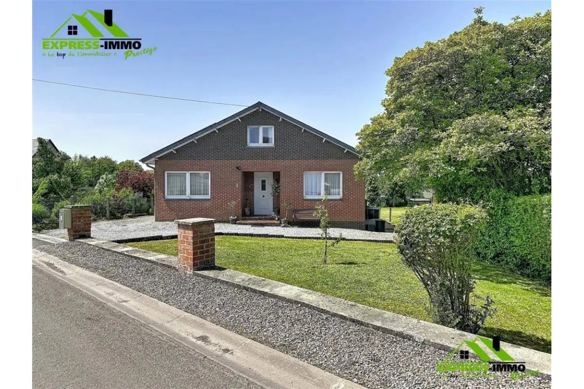 Maison à vendre à Bioul 5537 299000.00€ 3 chambres 206.00m² - annonce 769146