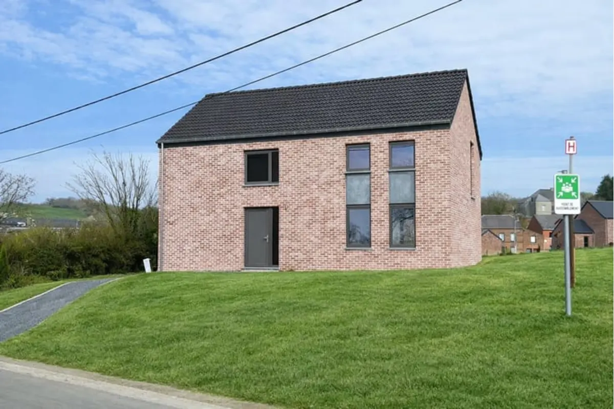 Villa à vendre à Feschaux 5570 310000.00€ 4 chambres 165.00m² - annonce 769600