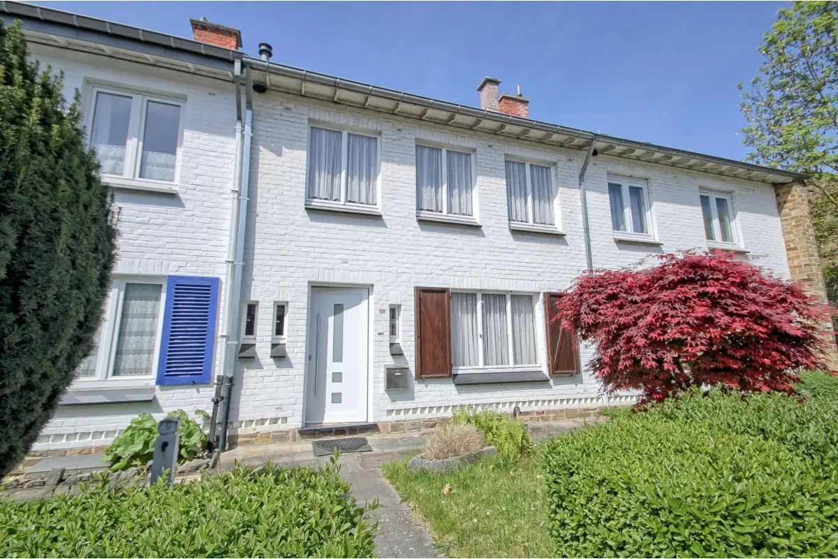 Maison à vendre à Jambes 5100 210000.00€ 3 chambres 110.00m² - annonce 770803