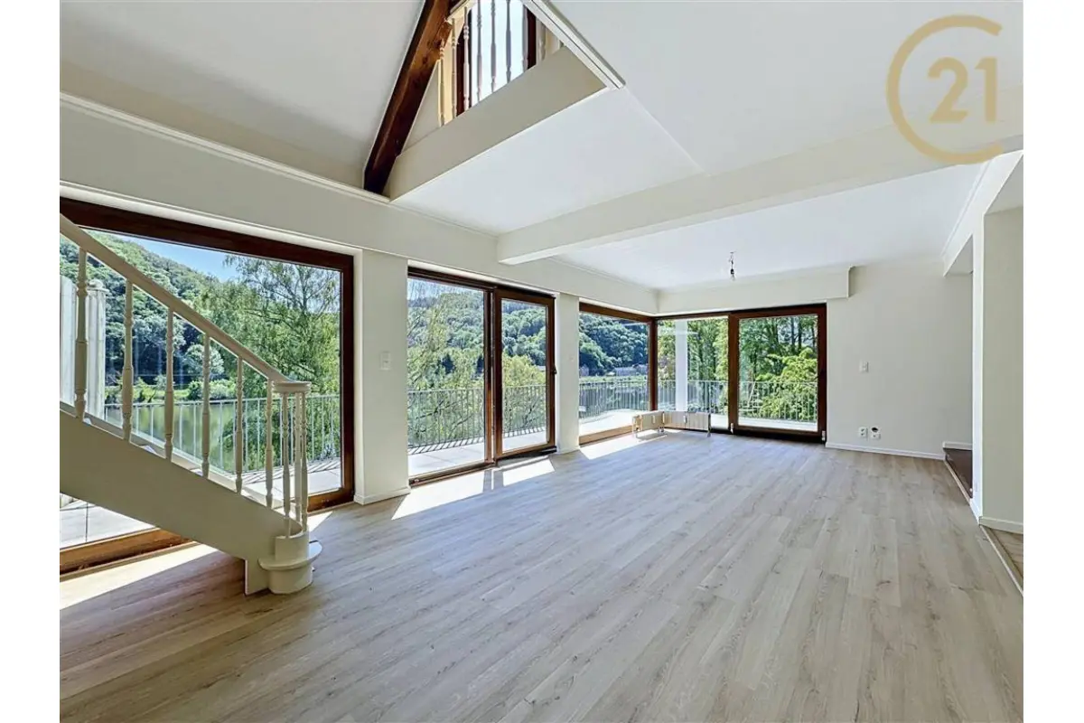 Appartement à louer à Wépion 5100 1400.00€ 3 chambres 146.00m² - annonce 771116