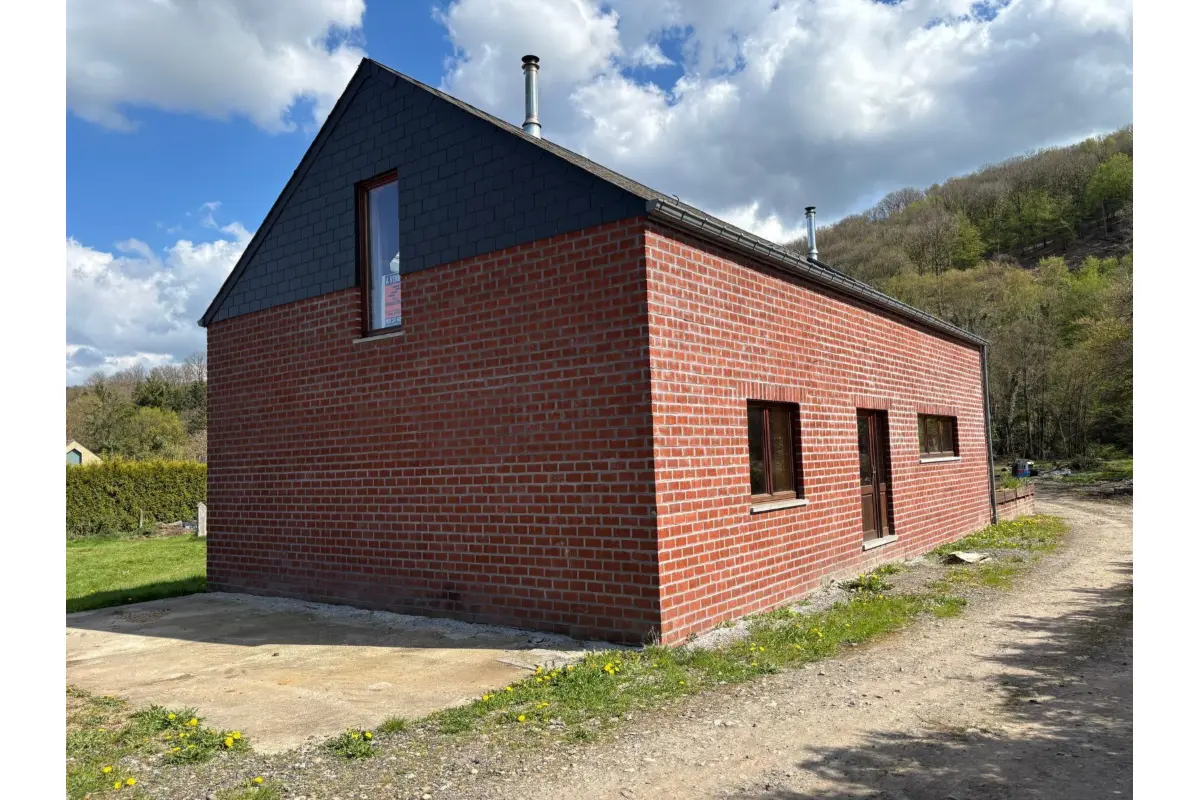 Villa à vendre à Couvin 5660 260000.00€ 3 chambres m² - annonce 772035