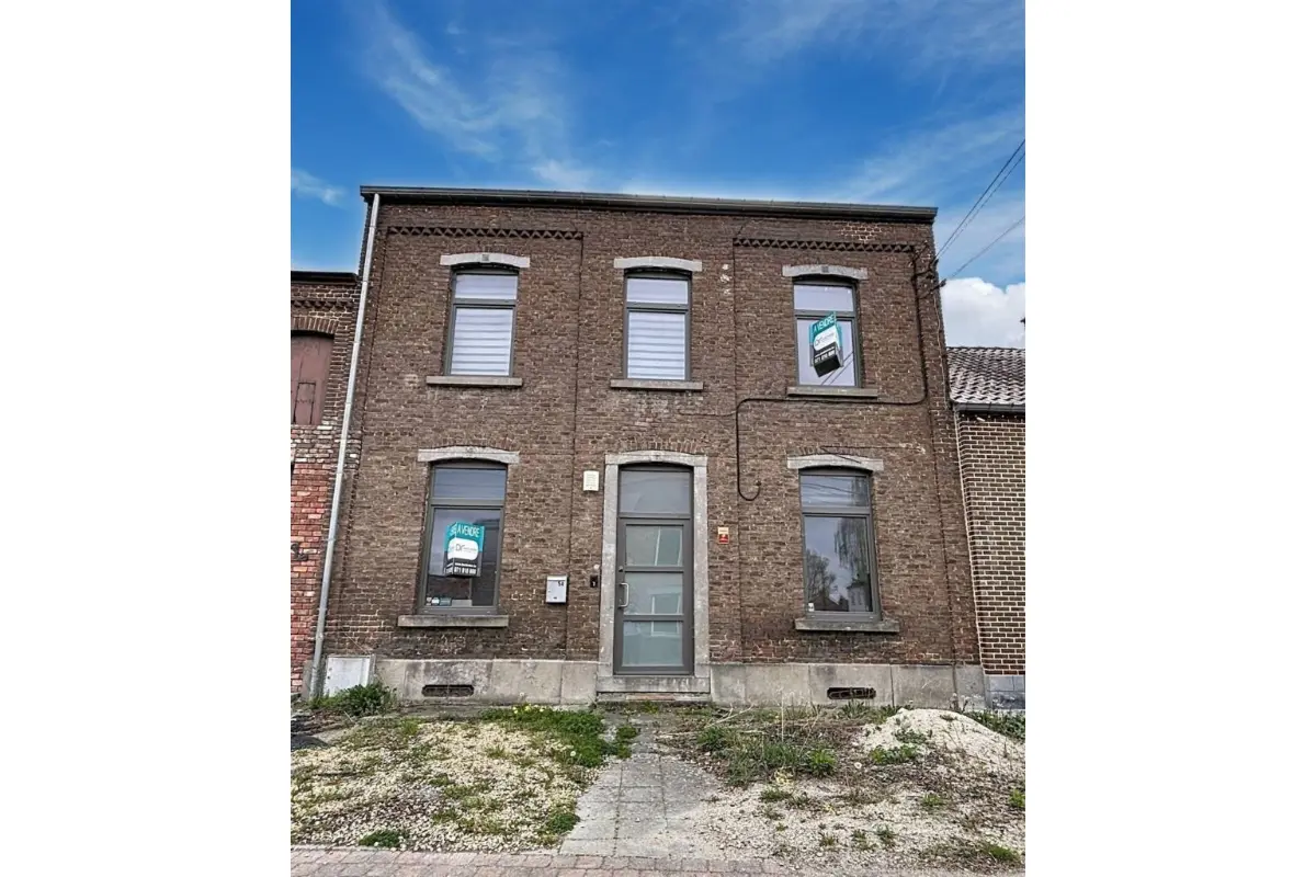 Maison à vendre à Jemeppe-sur-Sambre 5190 299000.00€ 5 chambres 204.00m² - annonce 771610