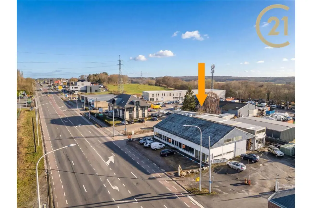 Commerce à vendre à Wierde 5100 925000.00€  chambres m² - annonce 773760