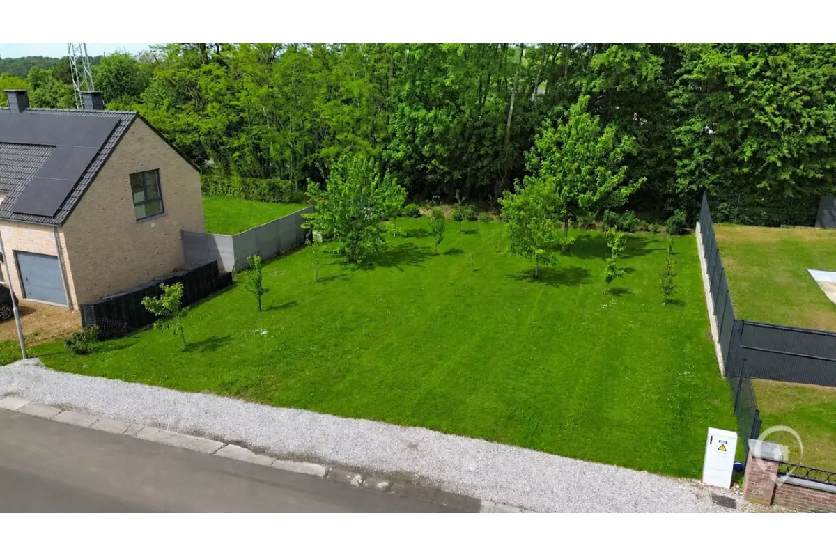 Terrain à vendre à Yvoir 5530 85000.00€  chambres m² - annonce 774982