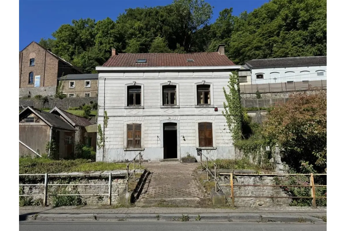 Maison à vendre à Malonne 5020 110000.00€ 4 chambres 190.00m² - annonce 775104