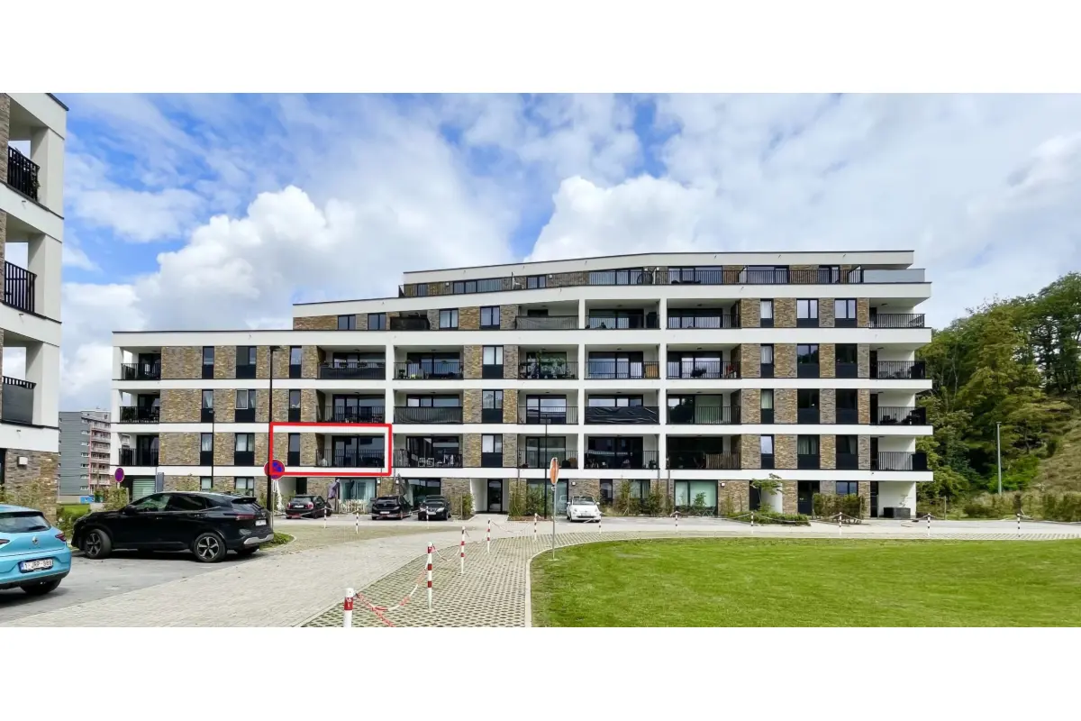 Appartement à louer à Dave 5100 990.00€ 2 chambres 81.00m² - annonce 775246