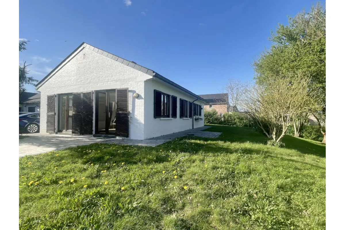 Maison à louer à Erpent 5101 1350.00€ 3 chambres 105.00m² - annonce 776367