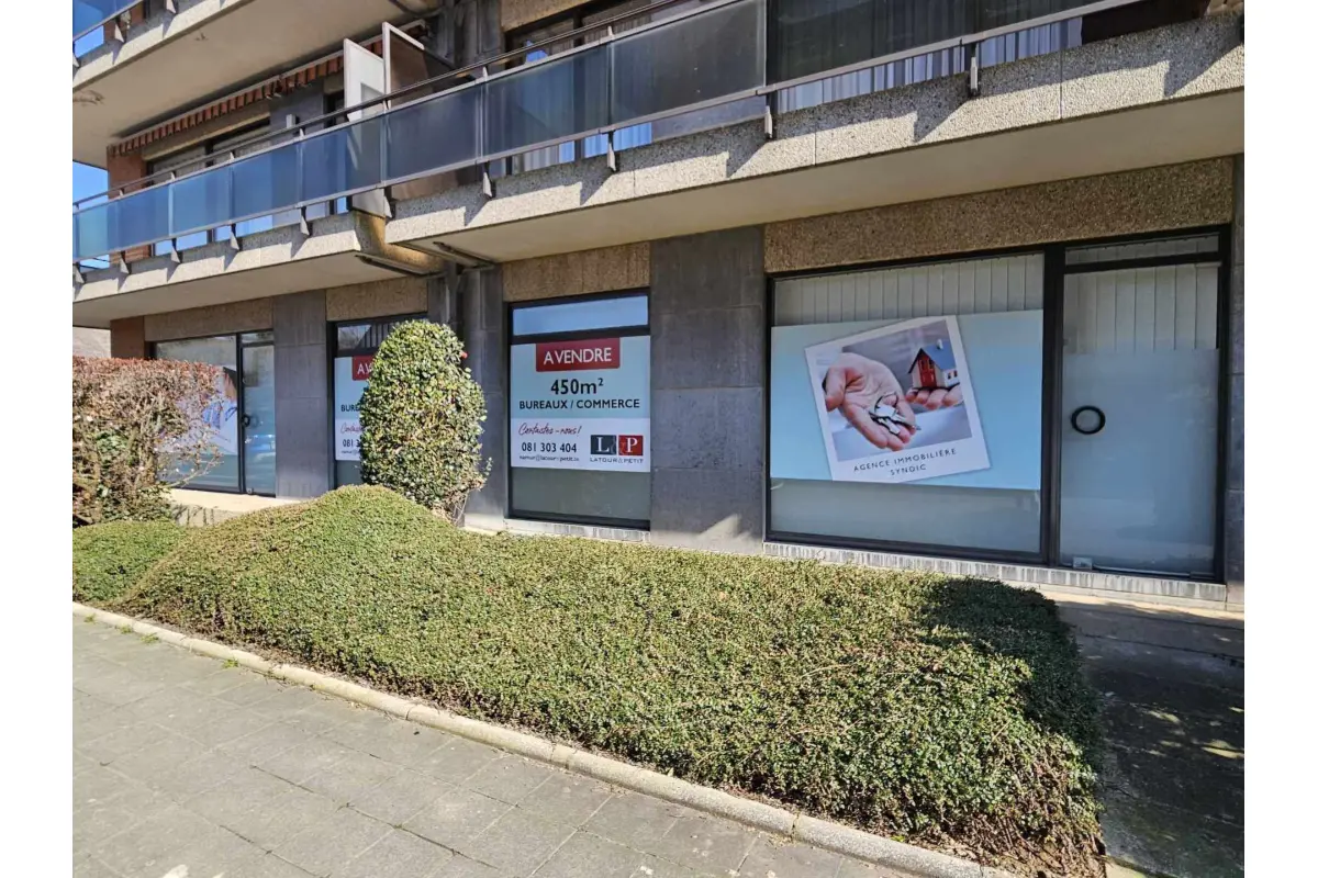 Commerce à louer à Jambes 5100 1921.00€  chambres 226.00m² - annonce 777506
