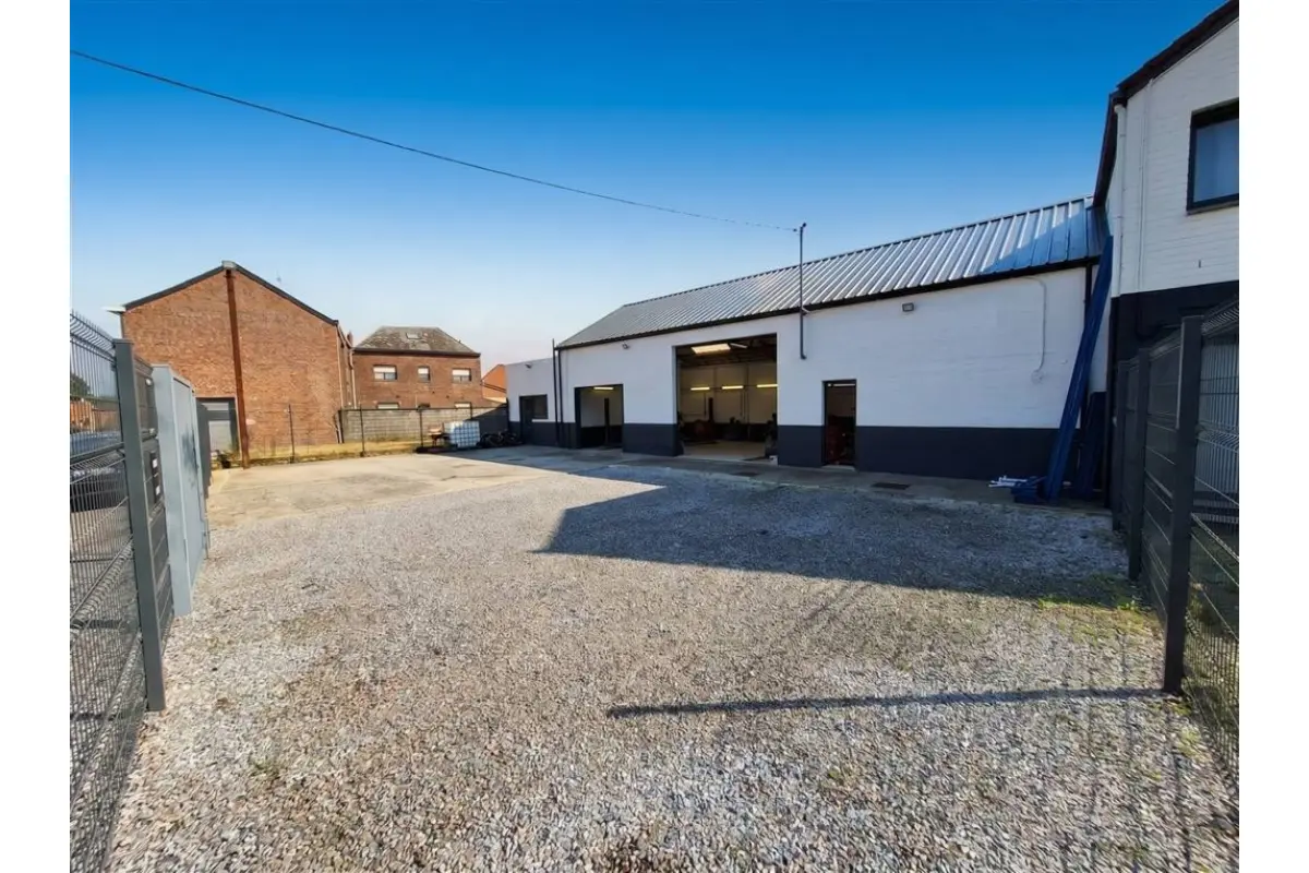 Maison à louer à Sambreville 5060 2500.00€  chambres m² - annonce 777748
