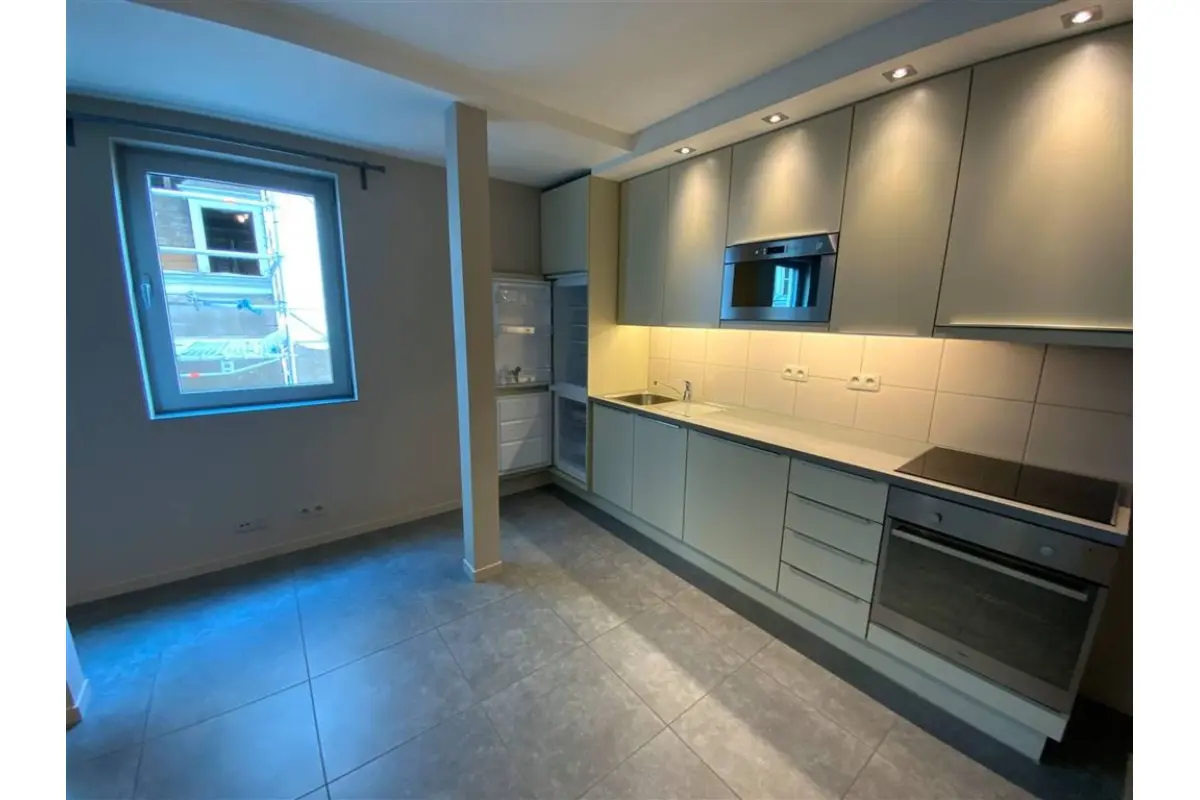 Studio à  à Namur 5000 600.00€  chambres 28.00m² - annonce 778574