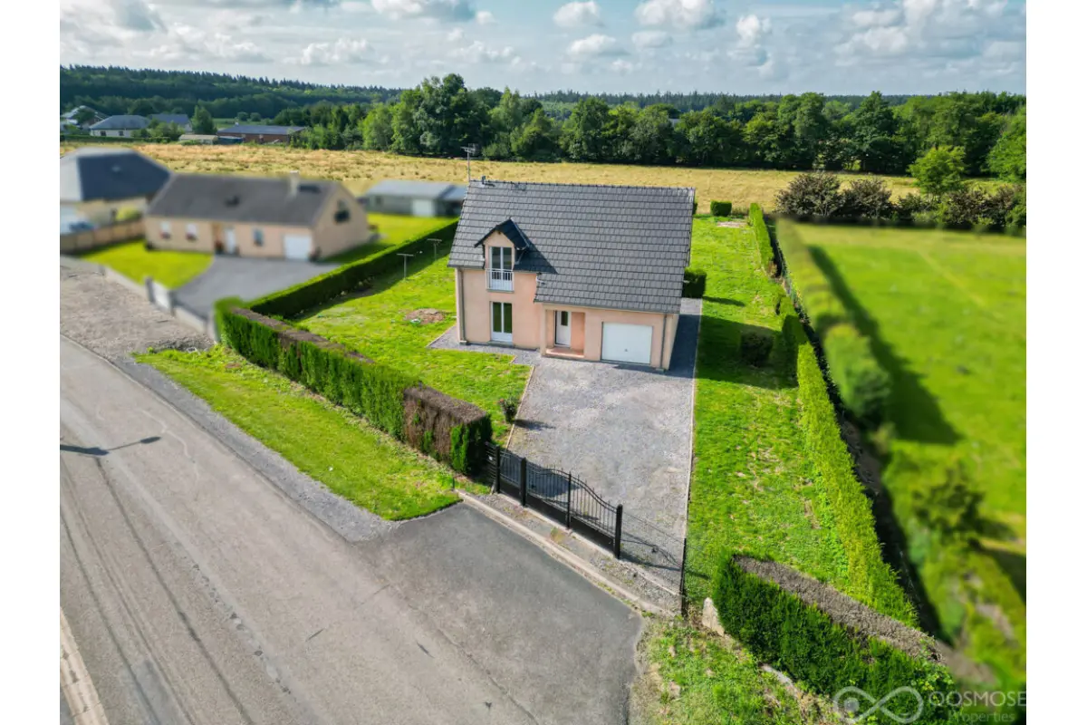 Villa à  à Aublain 5660 245000.00€ 3 chambres 96.00m² - annonce 778823