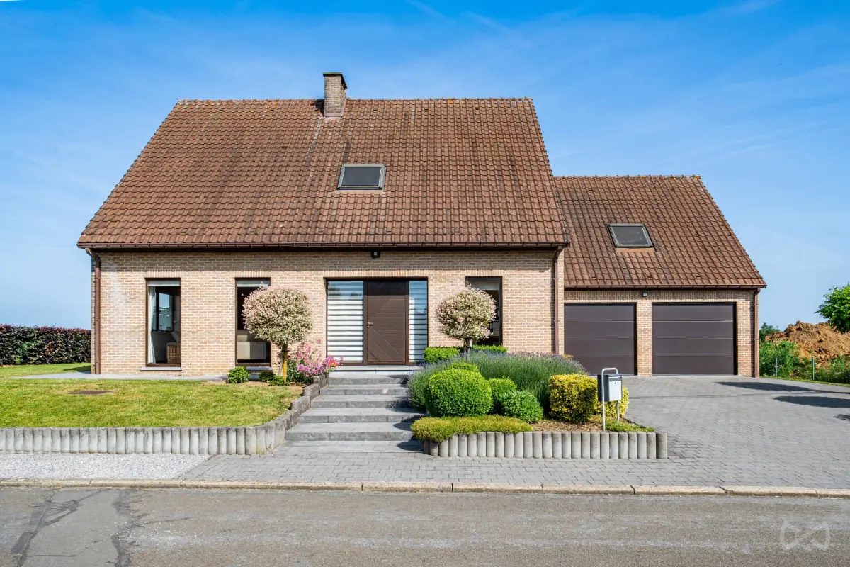 Maison à vendre à Tarcienne 5651 447000.00€ 4 chambres 216.00m² - annonce 779323