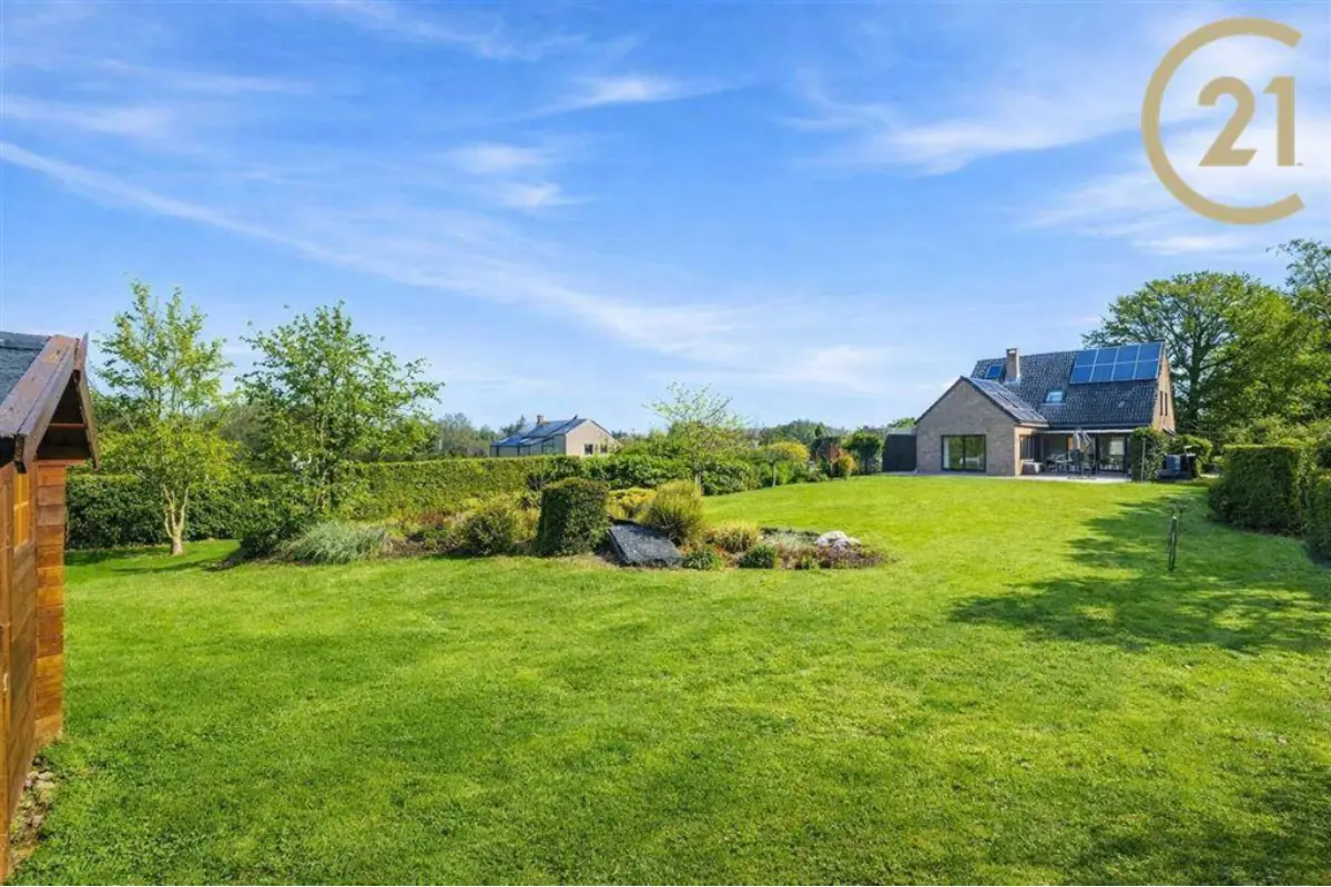 Villa à vendre à Wépion 5100 599000.00€ 5 chambres 225.00m² - annonce 779310