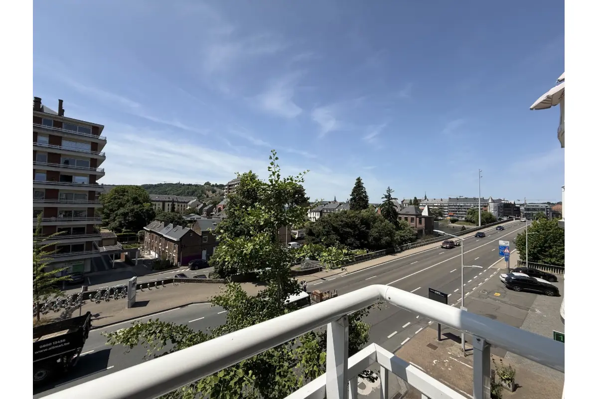Appartement à louer à Dave 5100 850.00€ 1 chambres 70.00m² - annonce 780660