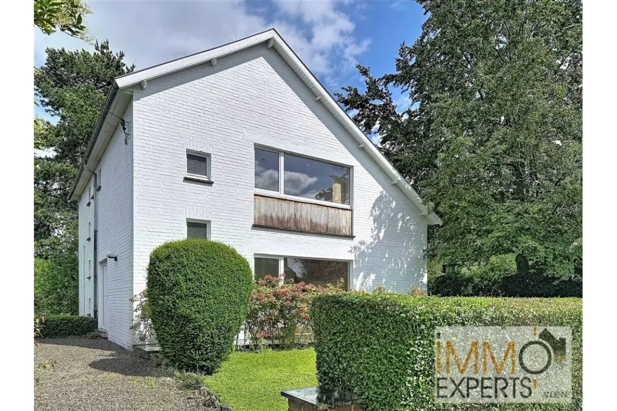 Maison à vendre à Malonne 5020 365000.00€ 4 chambres 164.00m² - annonce 784373