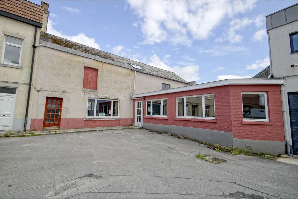 Commerce à vendre à Bois-de-Villers 5170 250000.00€  chambres m² - annonce 786089