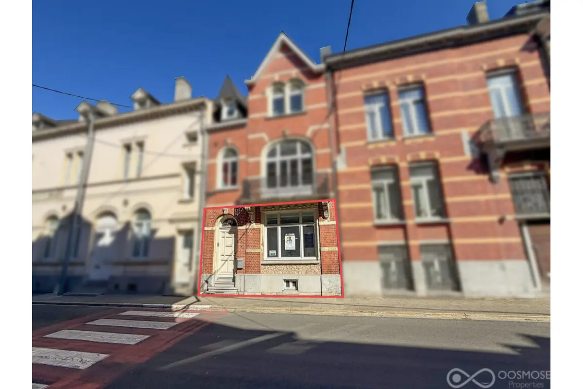 Commerce à  à Chimay 6460 650.00€  chambres m² - annonce 787903