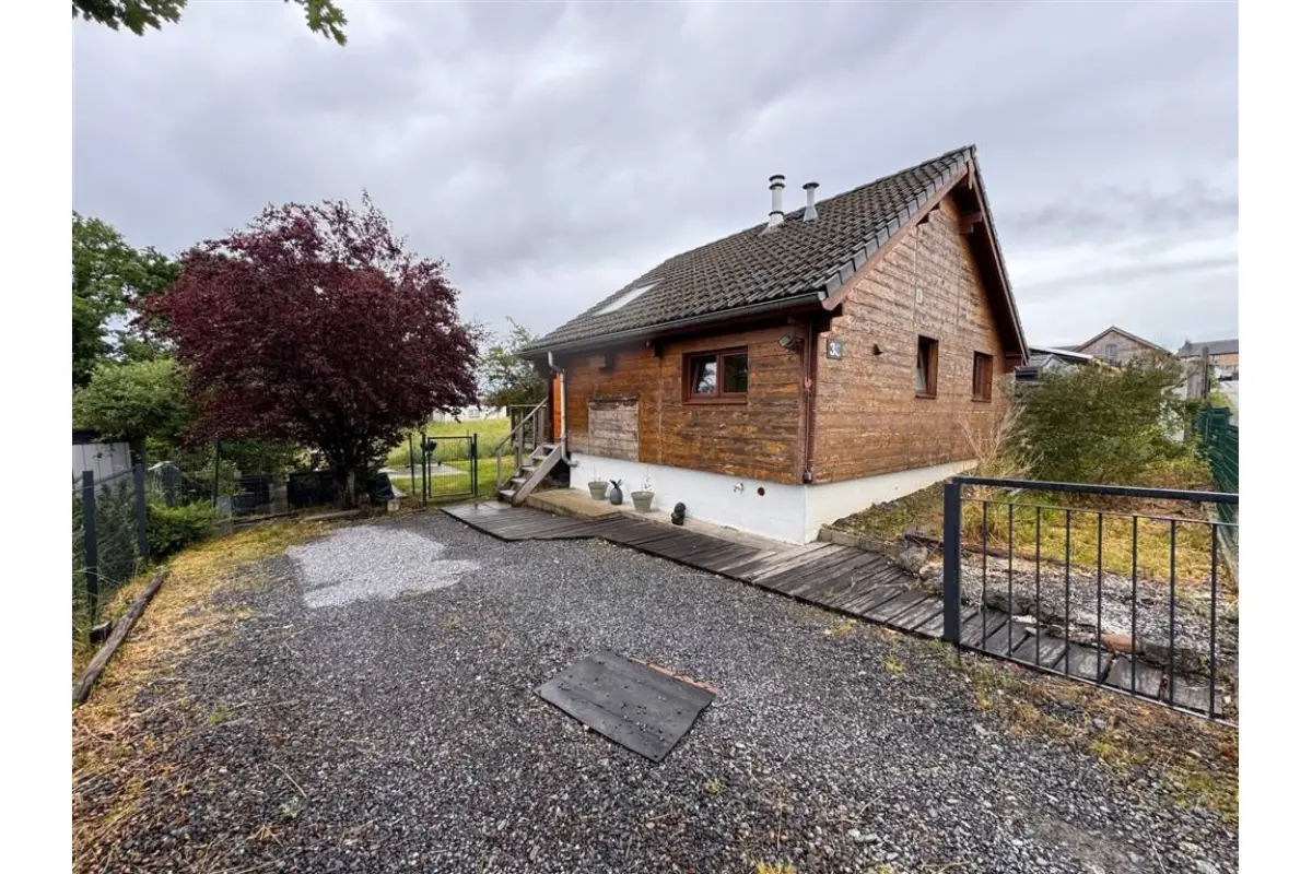 Maison à louer à Somme-Leuze 5377 730.00€ 2 chambres 68.00m² - annonce 788200