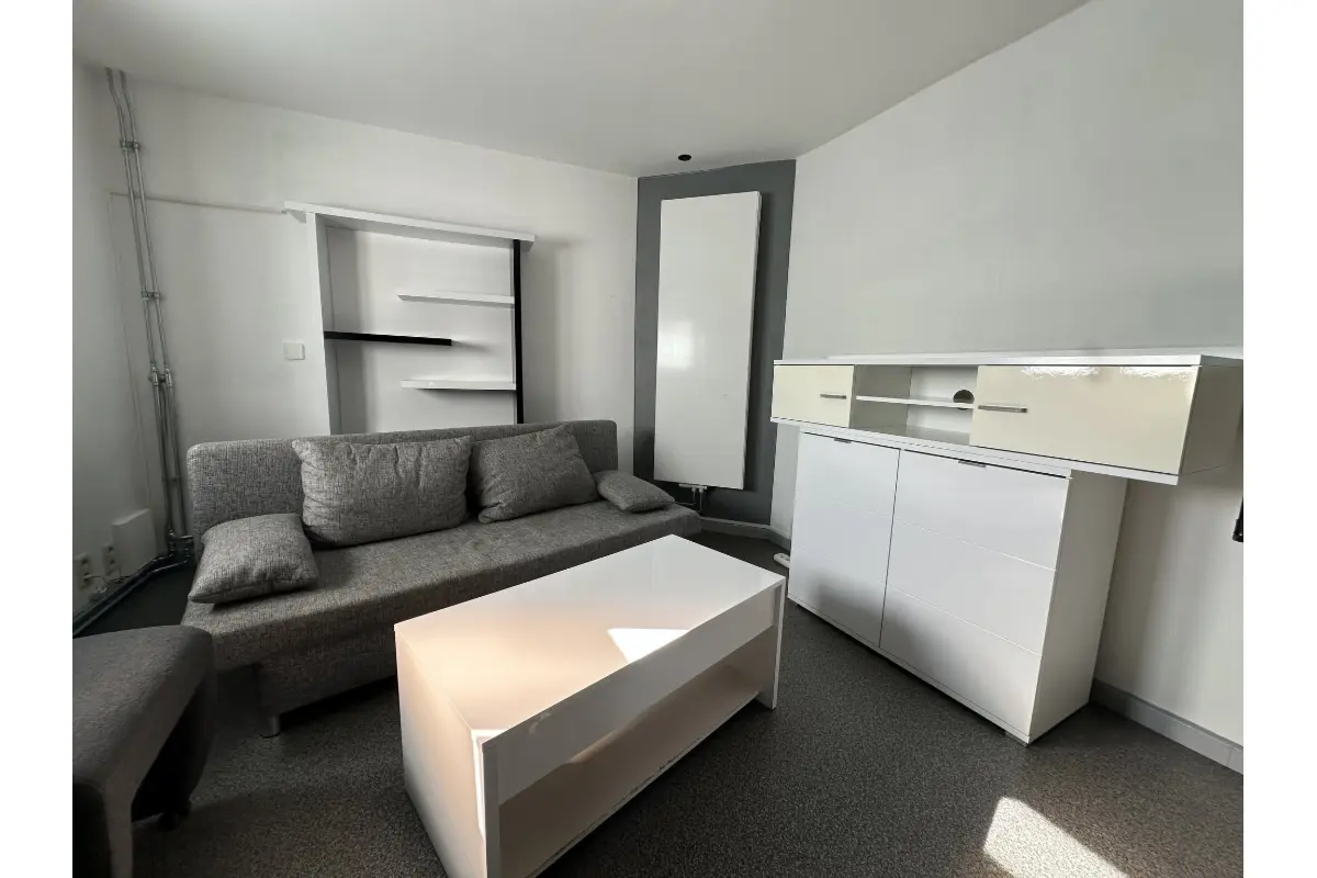 Appartement à louer à Saint-Martin 5190 650.00€ 1 chambres 36.00m² - annonce 788046