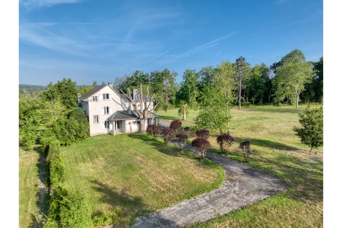 Maison à vendre à Lessive 5580 750000.00€ 4 chambres 309.00m² - annonce 789681