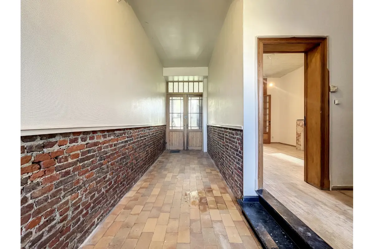 Maison à louer à Namur 5000 1600.00€ 3 chambres 220.00m² - annonce 790094