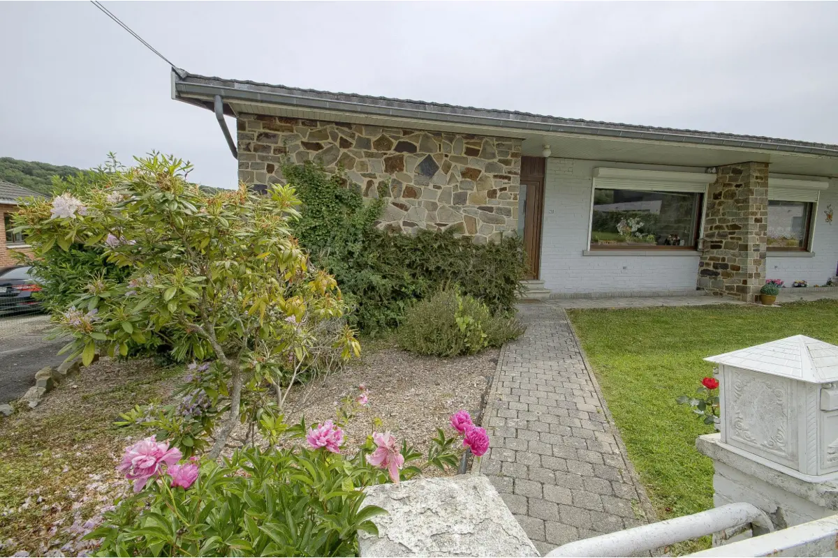 Maison à vendre à Dave 5100 170000.00€ 2 chambres 70.00m² - annonce 791290