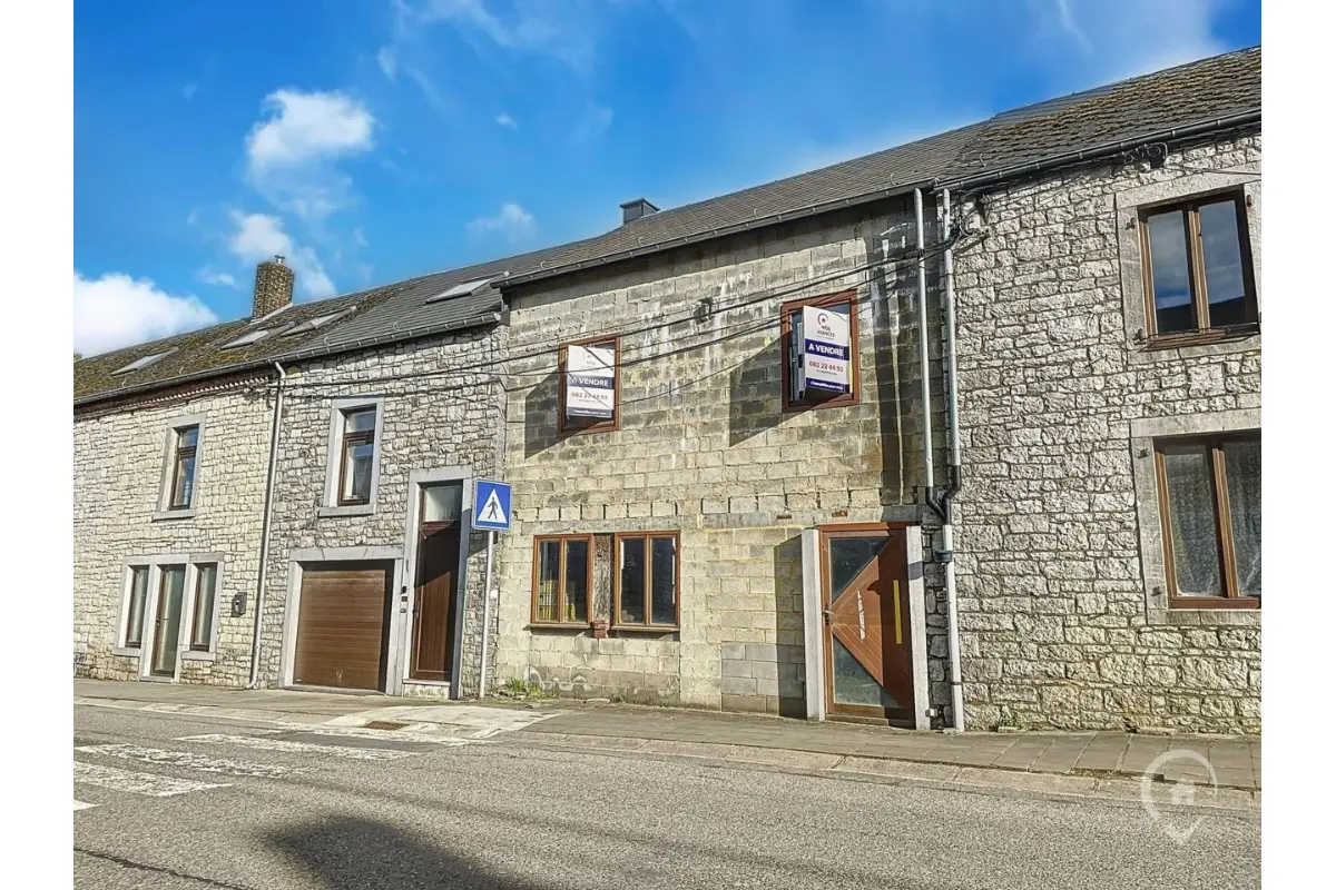 Maison à vendre à Dinant 5500 95000.00€ 2 chambres 95.00m² - annonce 793069