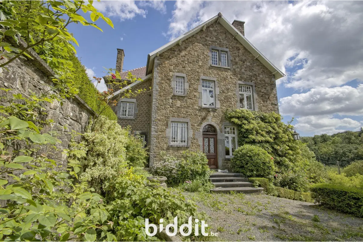 Maison à vendre à Namur 5000 280000.00€ 7 chambres 315.00m² - annonce 793098