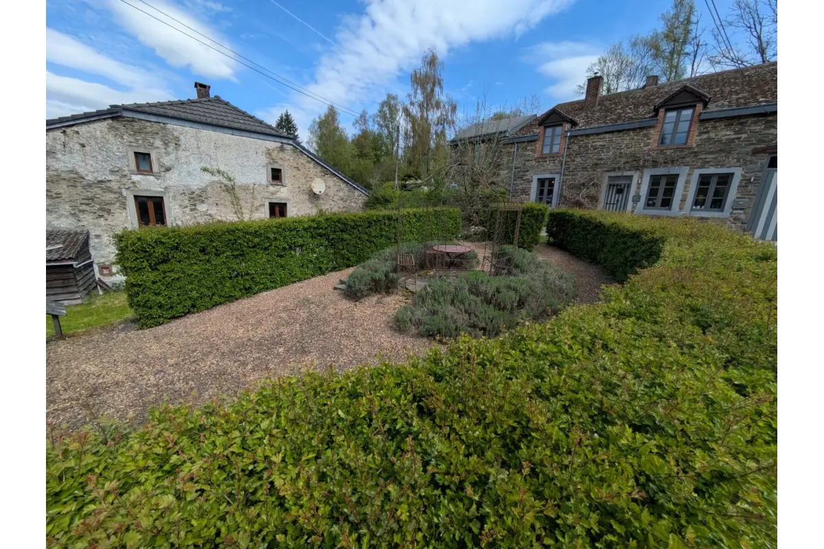 Bungalow à vendre à Bièvre 5555 586500.00€ 6 chambres 479.00m² - annonce 797019