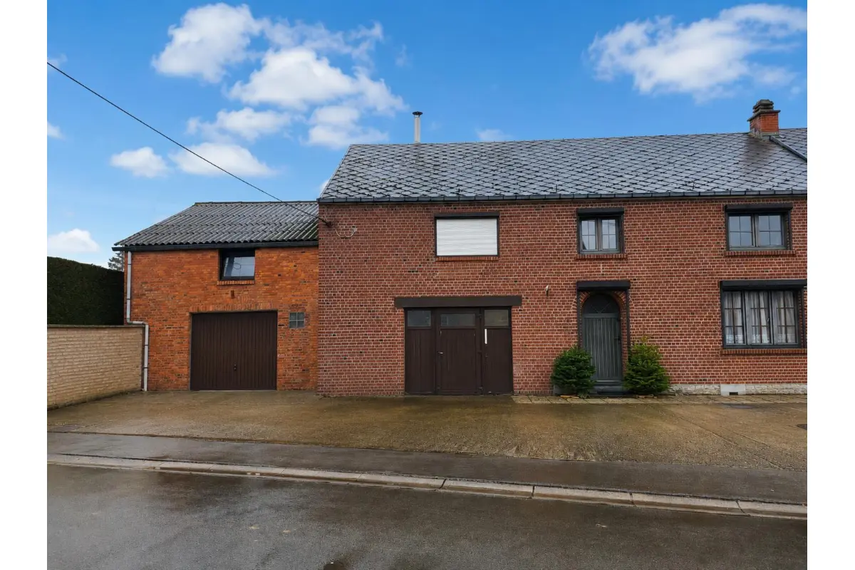 Maison à vendre à Landenne 5300 260000.00€ 4 chambres 195.00m² - annonce 800155