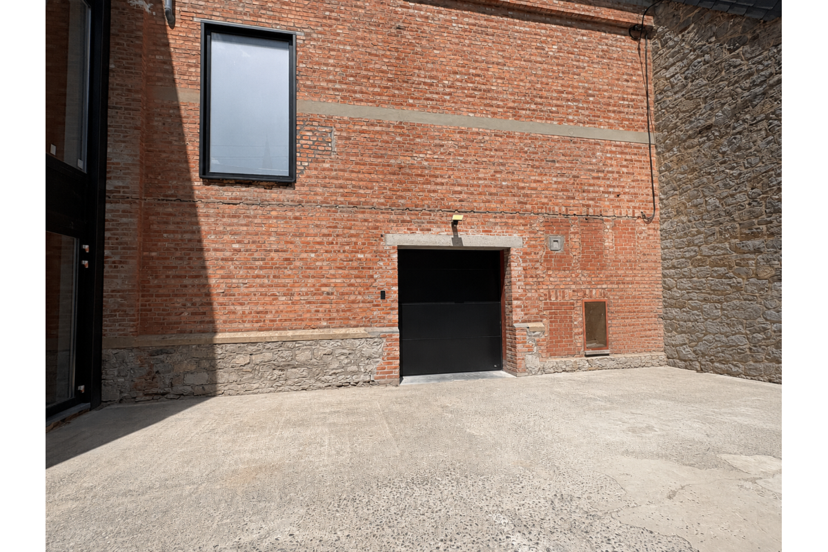 Box à  à Beauraing 5570 100.00€  chambres m² - annonce 802657
